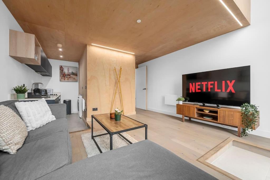 Stylish Modern *